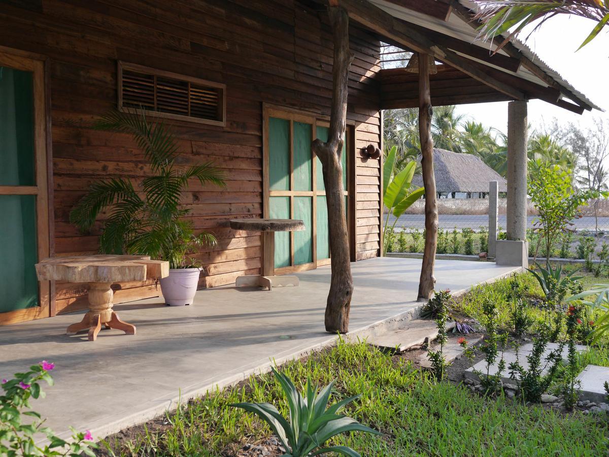 Cabanas Playa Linda 3901 Hotel Tapachula Eksteriør billede